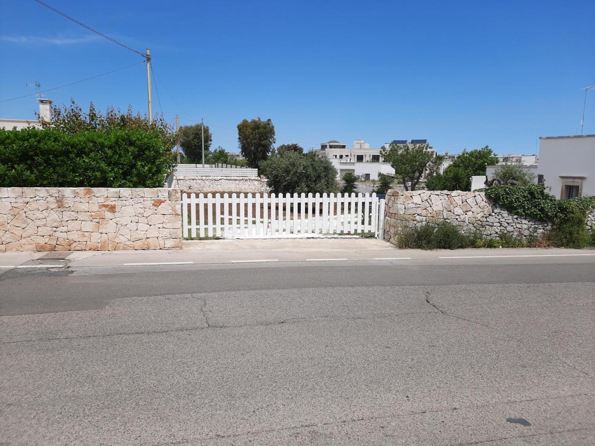 Trulli Donna Isabella 2 Bed & Breakfast โลโกโรตอนโด ภายนอก รูปภาพ